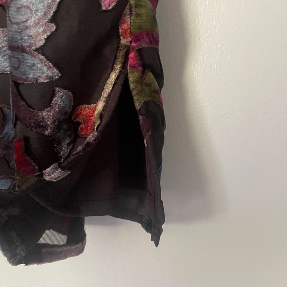Tolani Colorful Velvet Floral Loose Fit Black Dress - Picture 8 of 13